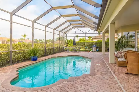 310 Saddlebrook Ln, Naples, FL 34110 photo 19