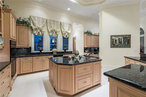 4448 Wayside Dr, Naples, FL 34119 photo 5