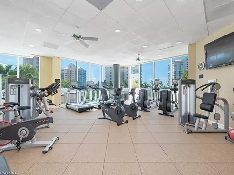 60 Seagate Dr #1702, Naples, FL 34103 photo 15