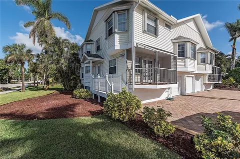 805 815 9th Ave S, Naples, FL 34102 photo 1