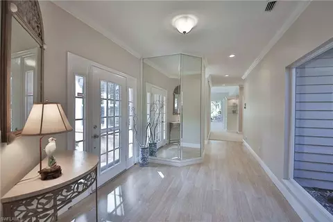 246 Edgemere Way E, Naples, FL 34105 photo 3