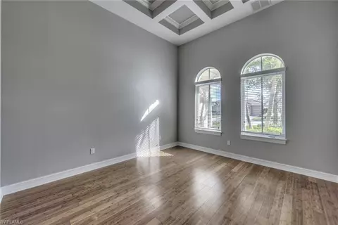 439 Saddlebrook Ln, Naples, FL 34110 photo 8