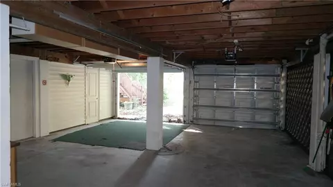 9120 Vanderbilt Dr, Naples, FL 34108 photo 7