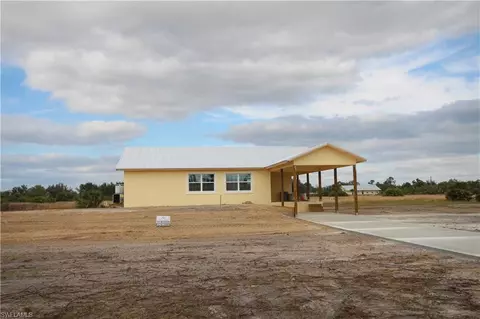 7906 13th Pl, Labelle, FL 33935 photo 2