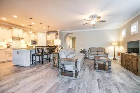 7334 Mockingbird Ct, Naples, FL 34114 photo 4