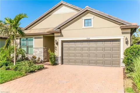 7334 Mockingbird Ct, Naples, FL 34114 photo 1