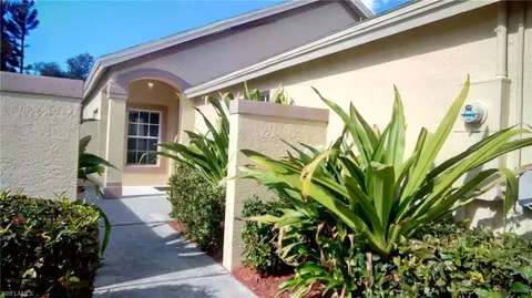 829 Briarwood Blvd, Naples, FL 34104 photo 2