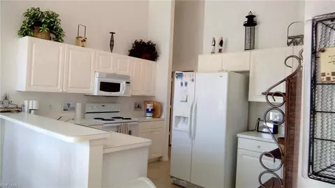 829 Briarwood Blvd, Naples, FL 34104 photo 6