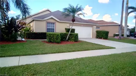 829 Briarwood Blvd, Naples, FL 34104 photo 1