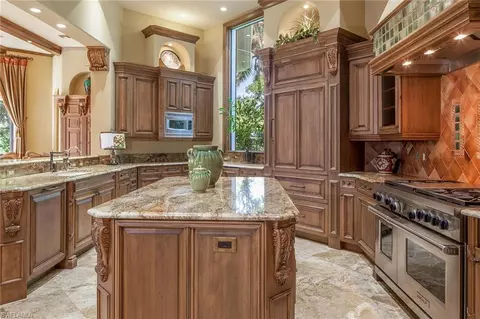 1950 Gordon Dr, Naples, FL 34102 photo 10