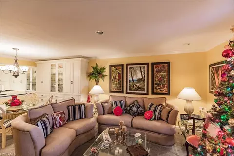 154 Cypress Way E #5, Naples, FL 34110 photo 6