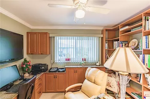 154 Cypress Way E #5, Naples, FL 34110 photo 10