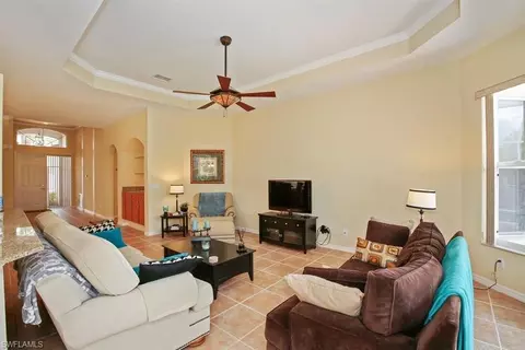 107 Glen Eagle Cir, Naples, FL 34104 photo 4