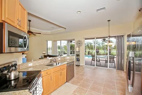 107 Glen Eagle Cir, Naples, FL 34104 photo 6