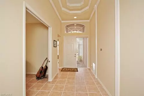 107 Glen Eagle Cir, Naples, FL 34104 photo 2
