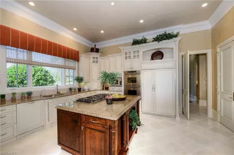 5880 Burnham Rd, Naples, FL 34119 photo 7
