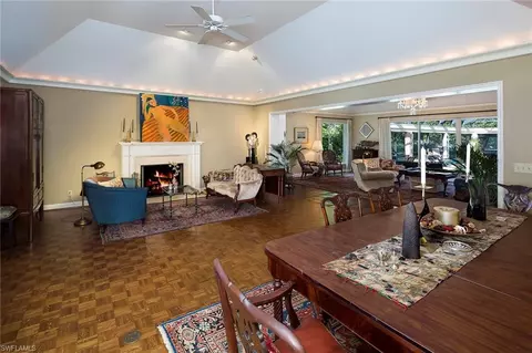 2700 Lantern Ln, Naples, FL 34102 photo 3