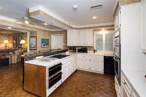 2700 Lantern Ln, Naples, FL 34102 photo 10