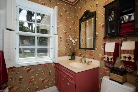 2700 Lantern Ln, Naples, FL 34102 photo 18
