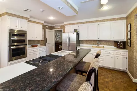 2700 Lantern Ln, Naples, FL 34102 photo 9