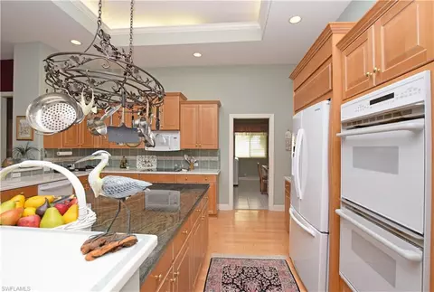 408 Edgemere Way E, Naples, FL 34105 photo 13