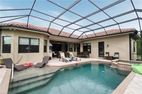 3950 Bering Ct, Naples, FL 34119 photo 9