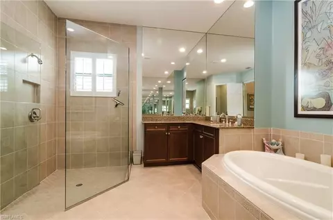 3950 Bering Ct, Naples, FL 34119 photo 15