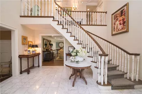 732 Bay Tree Ct, Naples, FL 34108 photo 2