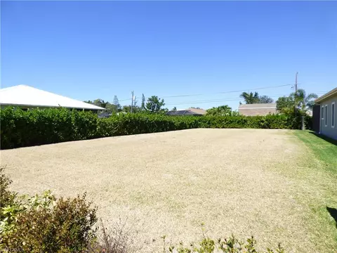 545 92nd Ave N, Naples, FL 34108 photo 3