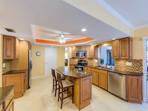 147 Flame Vine Dr, Naples, FL 34110 photo 10