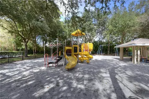 877 Coldstream Ct, Naples, FL 34104 photo 25