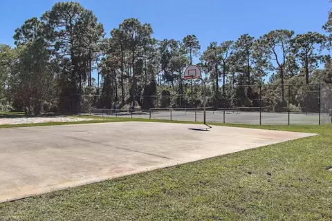 877 Coldstream Ct, Naples, FL 34104 photo 18