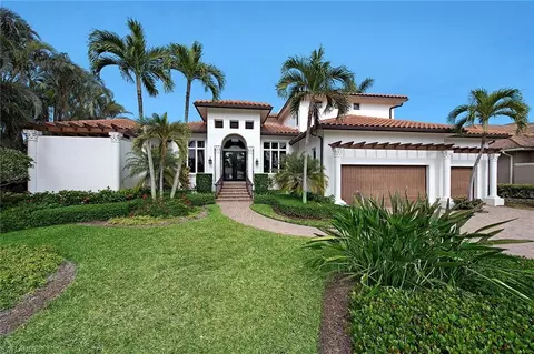 441 Wedge Dr, Naples, FL 34103 photo 1