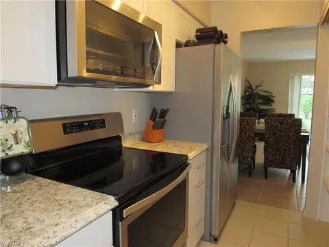 600 Valley Stream Dr #B1, Naples, FL 34113 photo 6