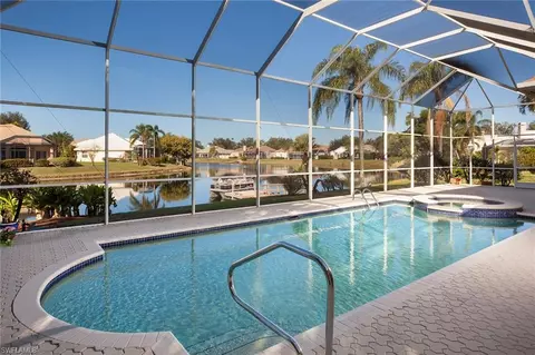 11057 Phoenix Way, Naples, FL 34119 photo 2