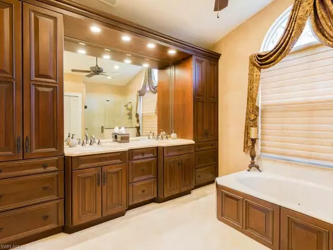 20049 Seadale Ct, Estero, FL 33928 photo 9