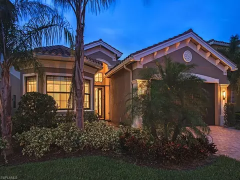 3419 Pacific Dr, Naples, FL 34119 photo 4