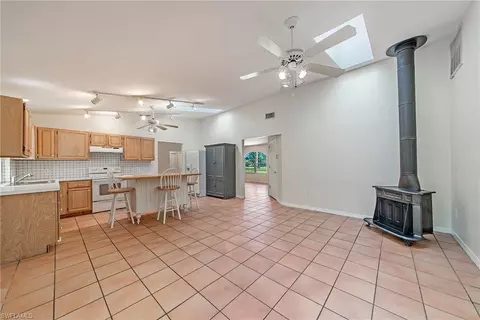 5731 Copper Leaf Ln, Naples, FL 34116 photo 3