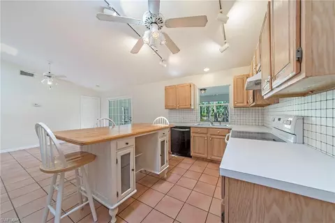 5731 Copper Leaf Ln, Naples, FL 34116 photo 6