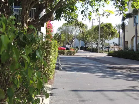 376 4th Ave S, Naples, FL 34102 photo 7