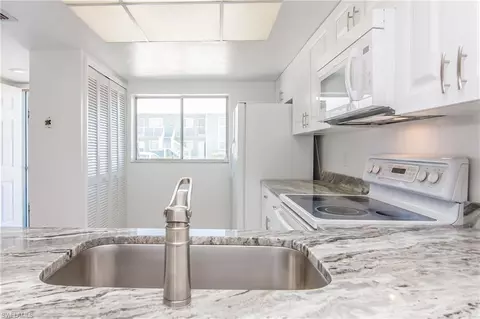 144 Cypress Way E #2, Naples, FL 34110 photo 4