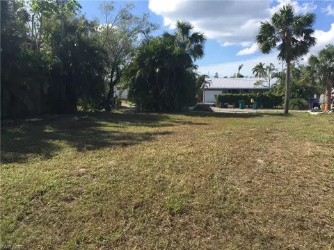 2977 Orange St, Naples, FL 34112 photo 3