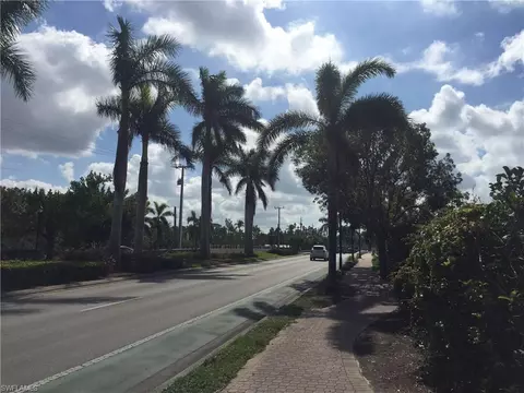 2977 Orange St, Naples, FL 34112 photo 8