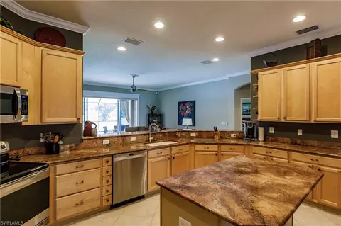 282 Shellstone Ct, Naples, FL 34119 photo 10