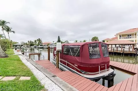 467 Conners Ave, Naples, FL 34108 photo 8
