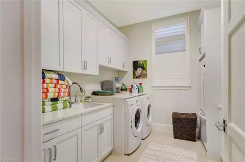 720 Park Shore Dr, Naples, FL 34103 photo 25