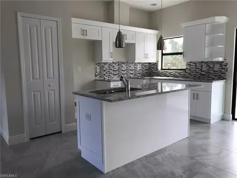 2582 68th Ave NE, Naples, FL 34120 photo 5