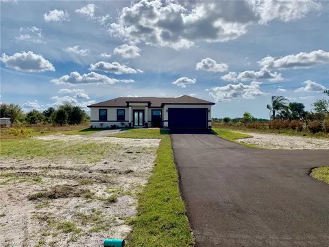 4262 68th Ave NE, Naples, FL 34120 photo 2
