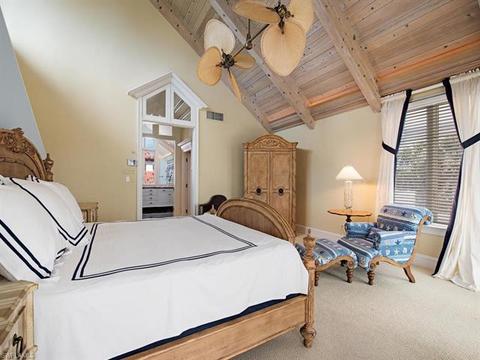 4255 Gordon Dr, Naples, FL 34102 photo 20