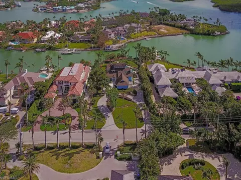 4255 Gordon Dr, Naples, FL 34102 photo 6